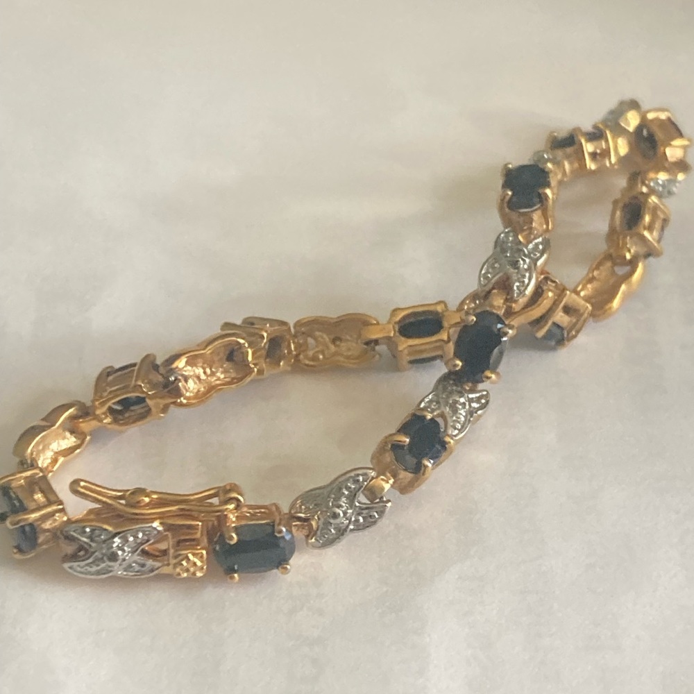 Onyx and diamond bracelet 7 1/2 inch